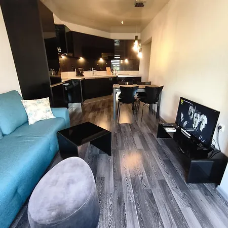 Apartment Seasons Varna